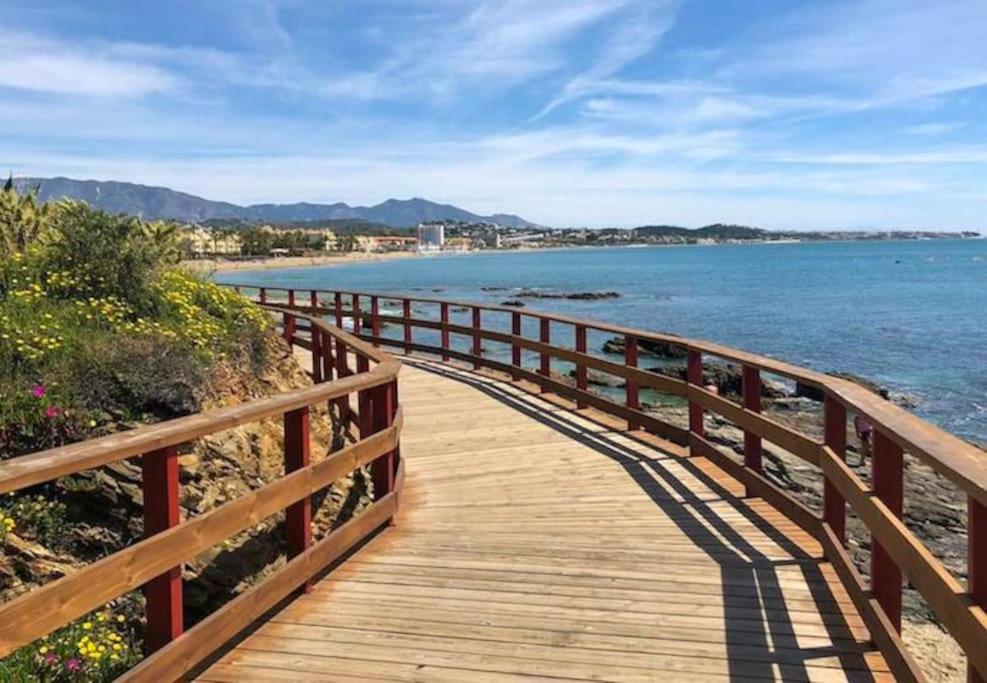 Precioso Estudio Con Piscina A 200M Del Mar Marbella Exteriör bild