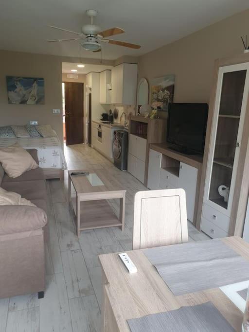 Precioso Estudio Con Piscina A 200M Del Mar Marbella Exteriör bild