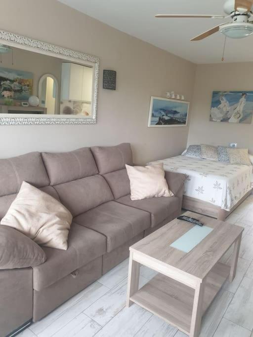Precioso Estudio Con Piscina A 200M Del Mar Marbella Exteriör bild