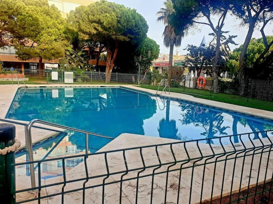 Precioso Estudio Con Piscina A 200M Del Mar Marbella Exteriör bild